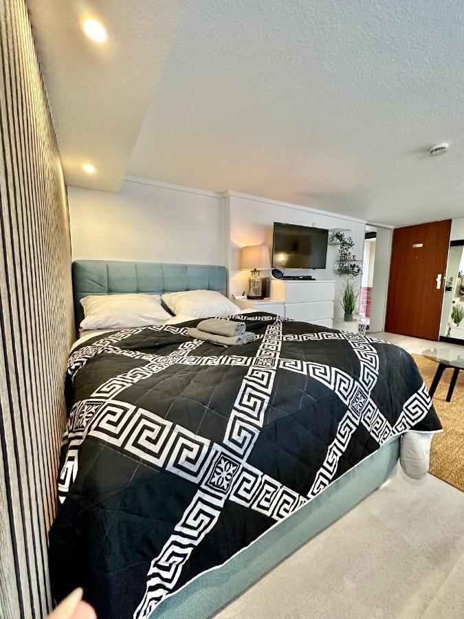 Ruhiges Retreat Souterrain-Apartment Werbach Nahe Pferdemarkt W31 Oldenburg Dış mekan fotoğraf