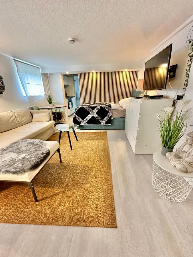 Ruhiges Retreat Souterrain-Apartment Werbach Nahe Pferdemarkt W31 Oldenburg Dış mekan fotoğraf
