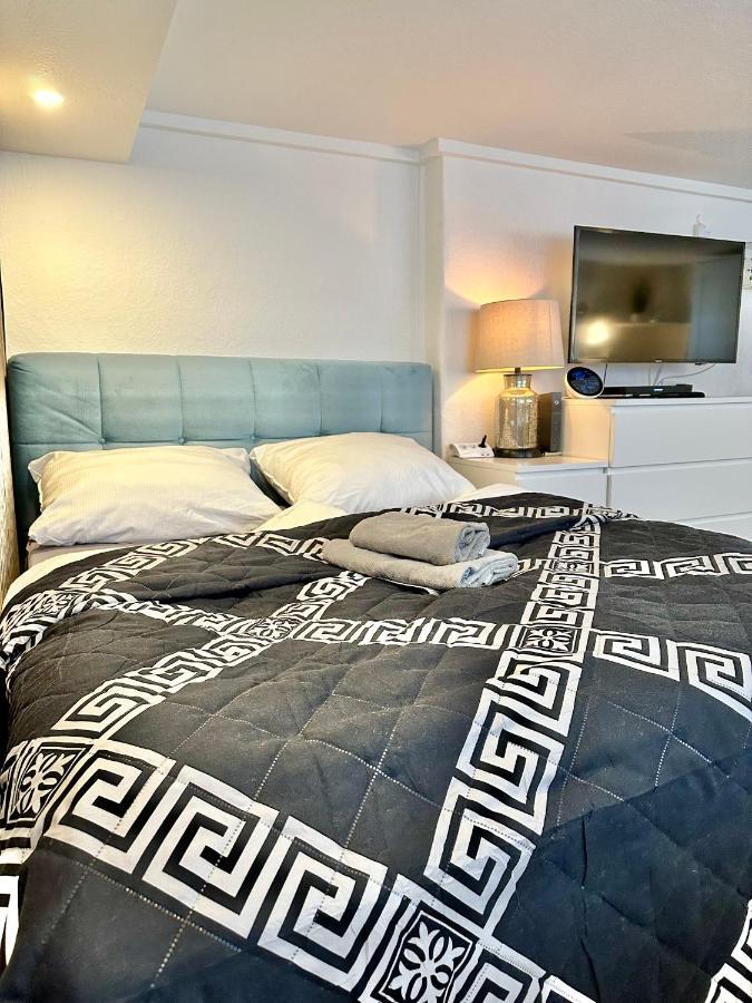 Ruhiges Retreat Souterrain-Apartment Werbach Nahe Pferdemarkt W31 Oldenburg Dış mekan fotoğraf